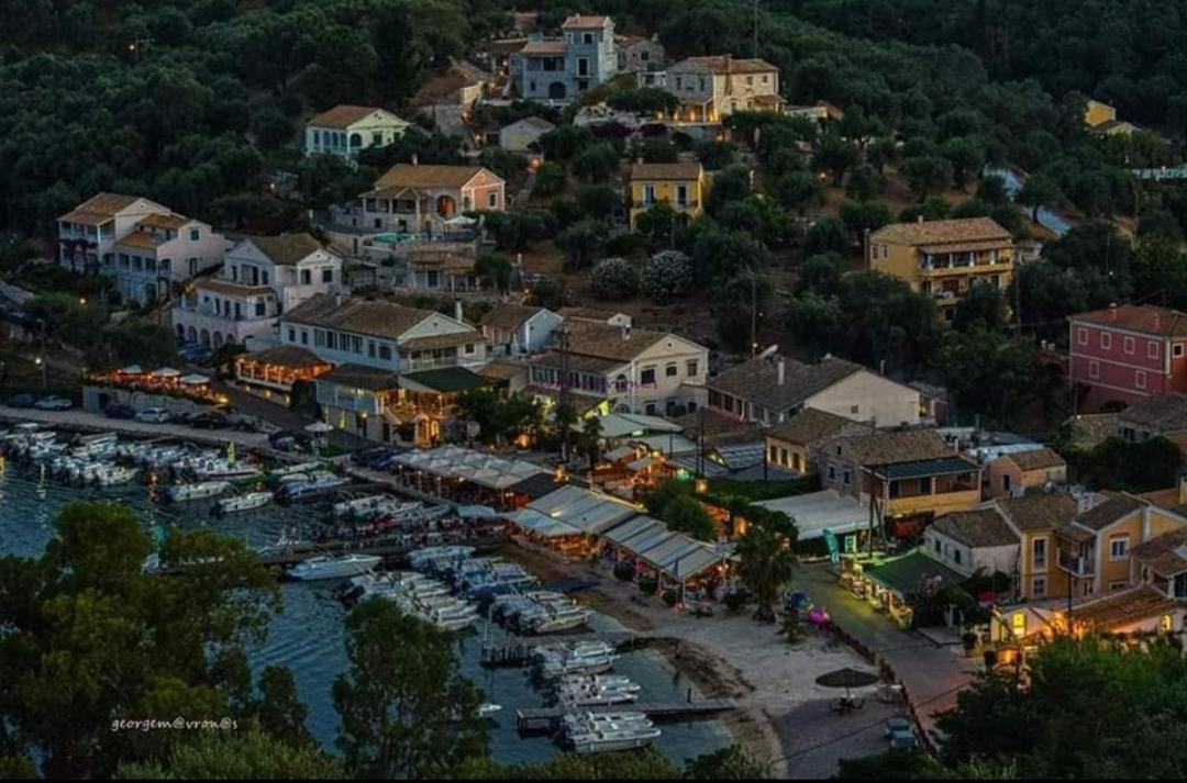 Olive Grove Deluxe Apartment Agnitsini Exterior photo